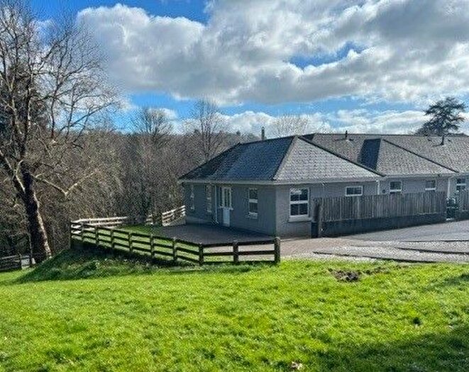 4 Bedroom Terraced Bungalow For Sale In Stokelake, Chudleigh, TQ13