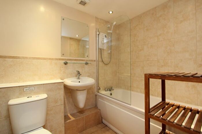 7 Bedroom Flat To Rent In Shortridge Terrace, Jesmond, Newcastle Upon Tyne, NE2