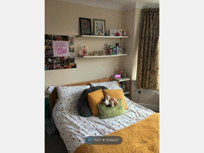 6 Bedroom Semi-Detached House To Rent In Kitchener Road, Southampton, SO17