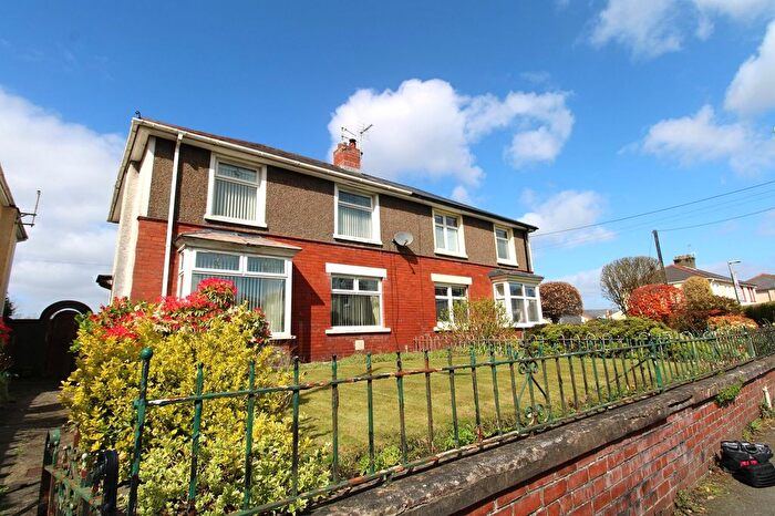 3 Bedroom Semi Detached House For Sale In Heol Ganol, Sarn, Bridgend., CF32