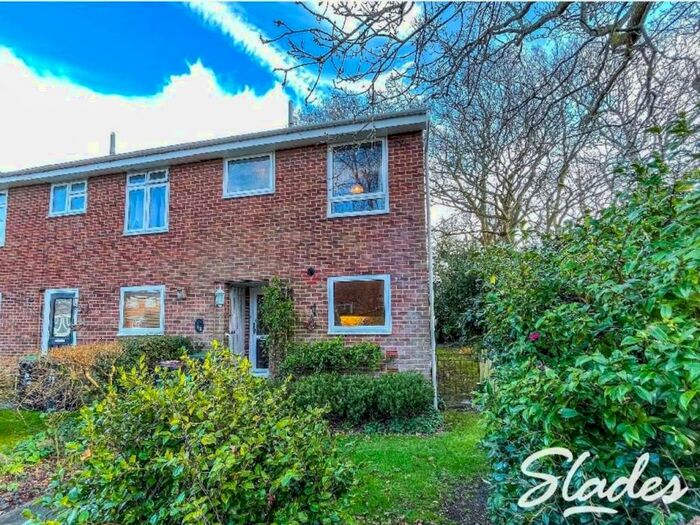 3 Bedroom End Of Terrace House To Rent In Pittmore Road, Burton, Christchurch, BH23