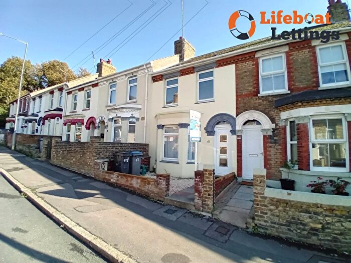 3 Bedroom Terraced House To Rent In Eaton Road, Dover, CT17