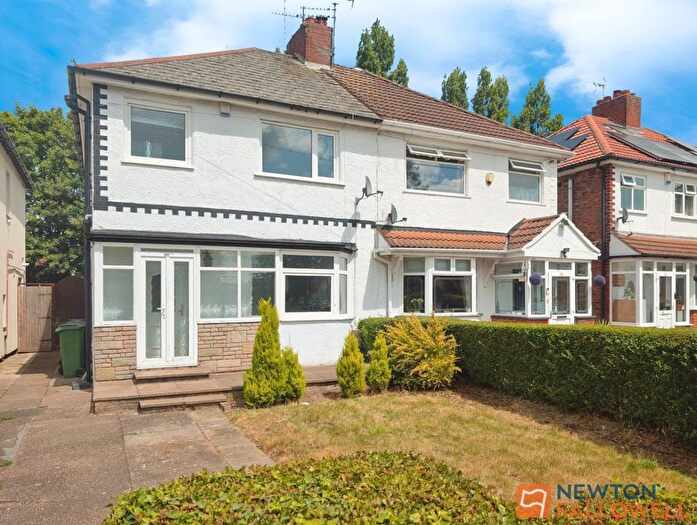 3 Bedroom Semi-Detached House To Rent In Marsh Lane, Wolverhampton, WV10