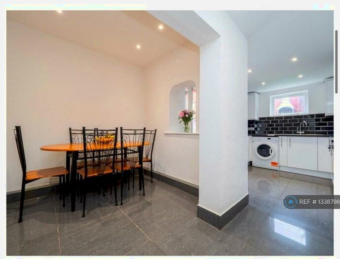 3 Bedroom Terraced House To Rent In Sutton, Sutton, SM1