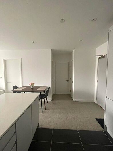 Flat To Rent In Block B, Hulme Street, Salford, M5