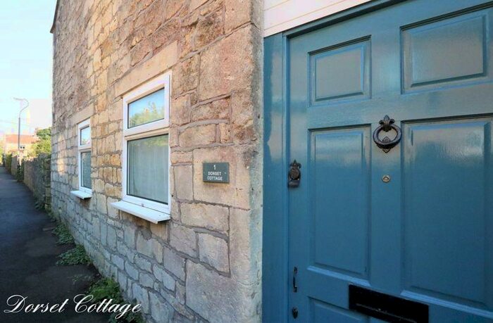 2 Bedroom Cottage To Rent In Combe Down, Bath, BA2