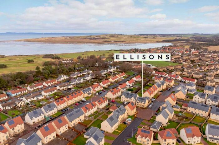 4 Bedroom Detached House For Sale In Weavers Loan, Aberlady, East Lothian, EH32