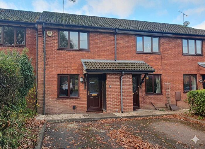 2 Bedroom Terraced House To Rent In Caernarvon Gardens, Chandlers Ford, SO53