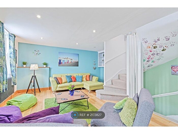 3 Bedroom Terraced House To Rent In Marine Terrace Mews, Brighton, BN2