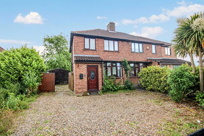 2 Bedroom End Of Terrace House For Sale In Three Mile Lane, Norwich, NR5