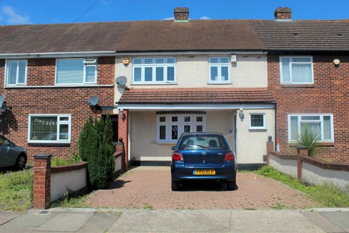 3 Bedroom Terraced House To Rent In Rosewood Avenue, Hornchurch, London, RM12