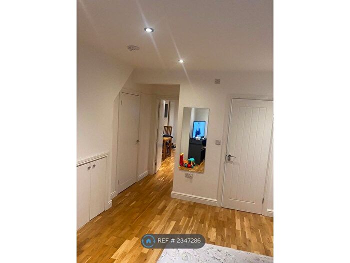 1 Bedroom Maisonette To Rent In Eastcote Lane, Harrow, HA2