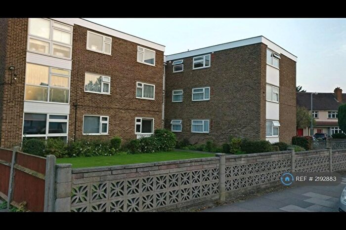 2 Bedroom Flat To Rent In Norton Court, Ilford, IG2
