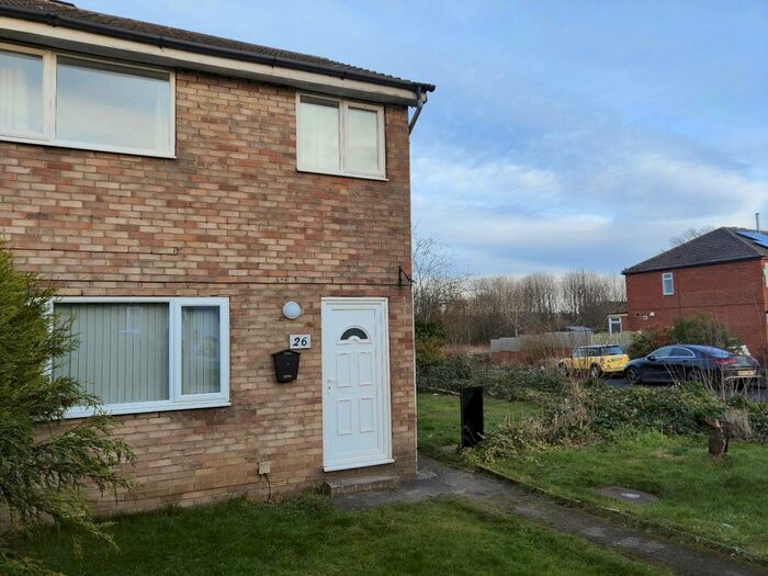 3 Bedroom Semi-Detached House To Rent In Daisy Hill Avenue, Morley, Leeds, West Yorkshire, LS27