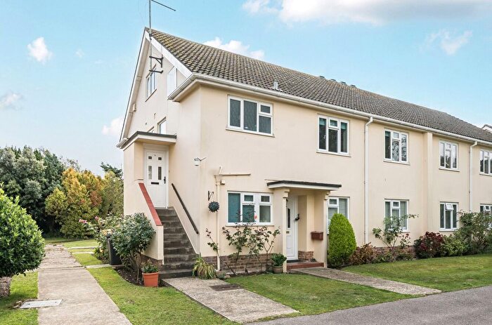 2 Bedroom Flat For Sale In Harefield Gardens, Middleton-On-Sea, PO22