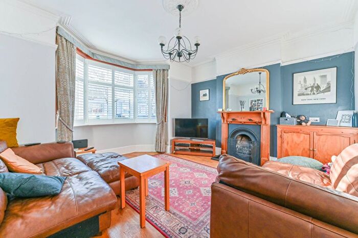4 Bedroom End Terrace House For Sale In Norbury Court Road, Norbury, London, SW16