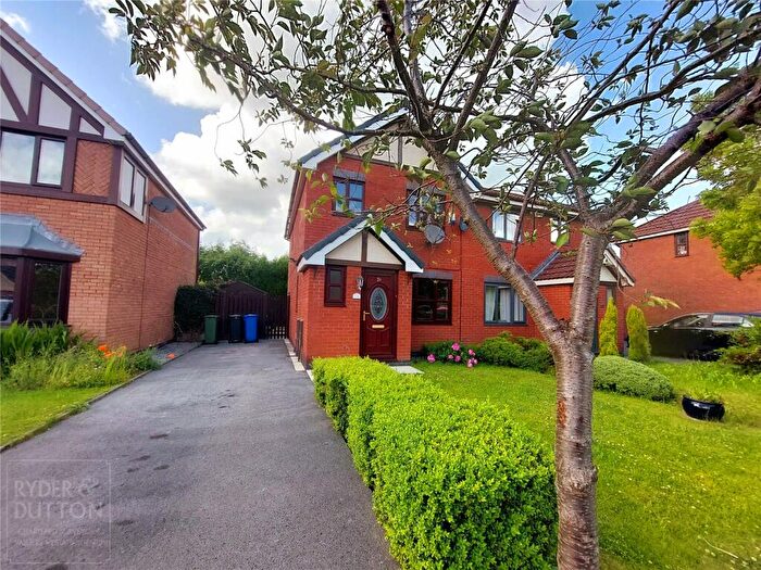 3 Bedroom Semi-Detached House To Rent In Waterloo Gardens, Ashton-under-Lyne, Greater Manchester, OL6