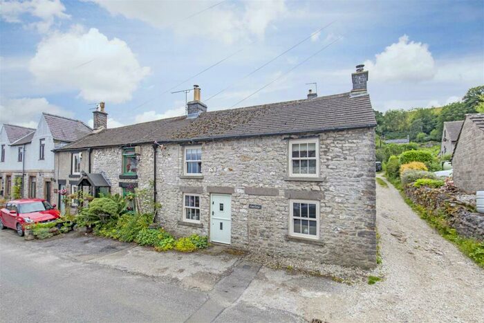 2 Bedroom End Of Terrace House For Sale In Main Street, Taddington, Buxton, SK17