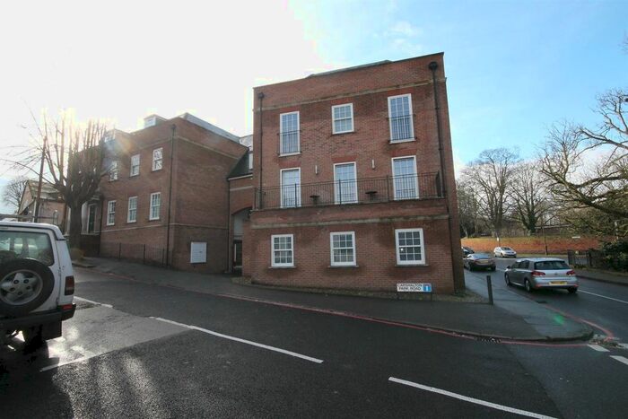 2 Bedroom Flat To Rent In Nicole Lodge, Carshalton Park Road, Carshalton, SM5