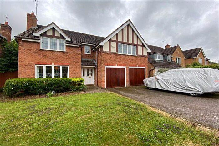 5 Bedroom Detached House To Rent In Embleton Way, Buckingham, MK18