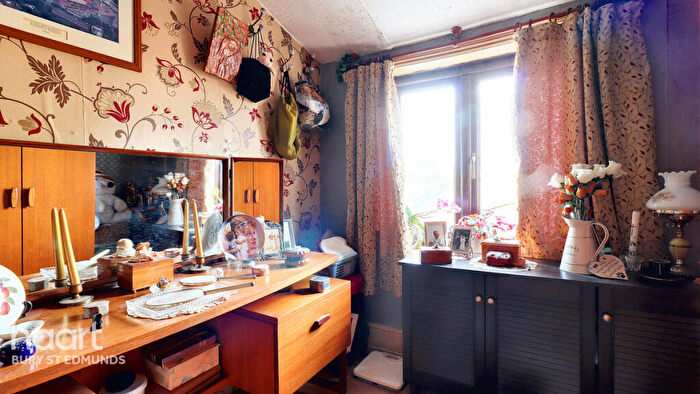 3 Bedroom Terraced House For Sale In Klondyke, Bury St Edmunds, IP32