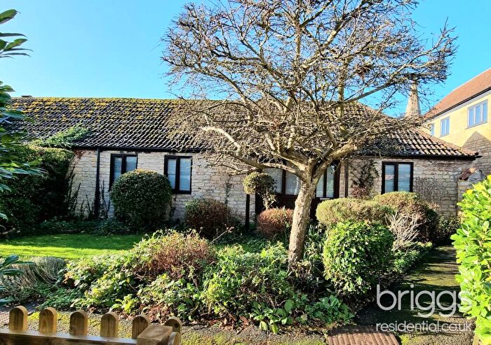 3 Bedroom Barn Conversion For Sale In Old Priory Farm, Deeping St James, Market Deeping, PE6