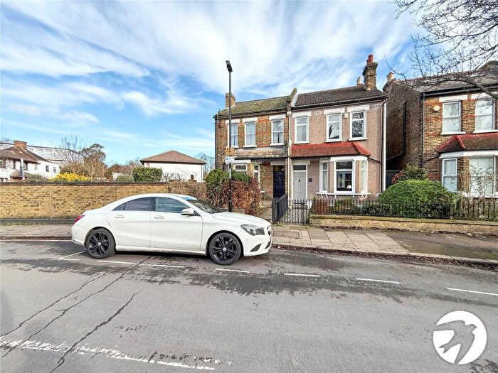 1 Bedroom Maisonette To Rent In Meadowcourt Road, London, SE3