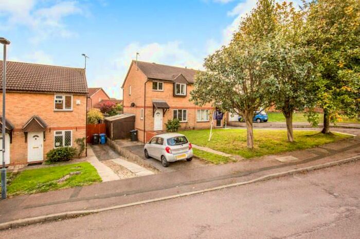 3 Bedroom Semi-Detached House To Rent In Edwinstowe Road, Oakwood, Derby, DE21