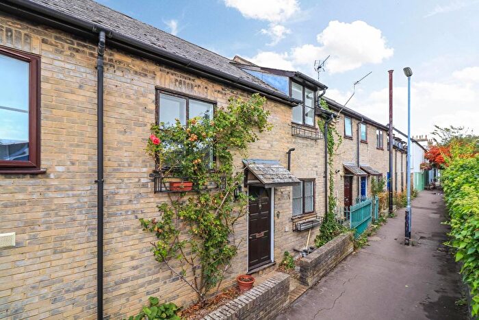 3 Bedroom Terraced House For Sale In Orchard Street, Cambridge, CB1