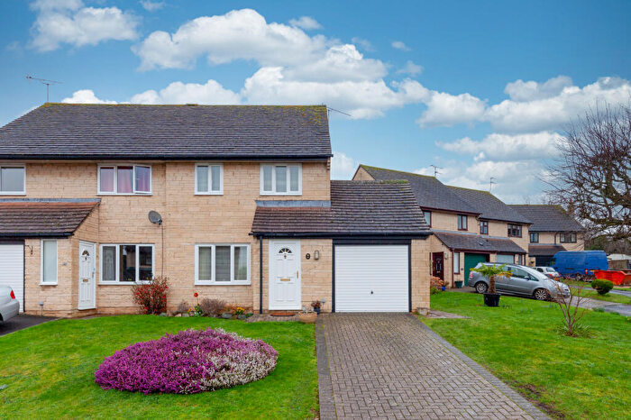 3 Bedroom Semi-Detached House For Sale In Oxlease, Witney, Oxfordshire, OX28