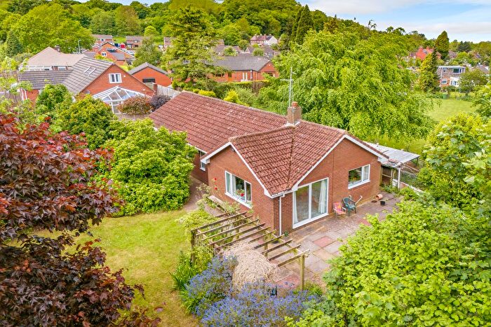 2 Bedroom Detached Bungalow For Sale In Moss Road, Wrockwardine Wood, TF2