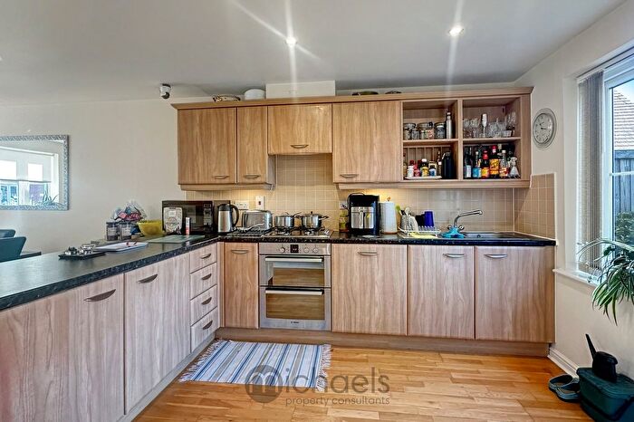 3 Bedroom Town House For Sale In Secundus Drive, Colchester, CO2