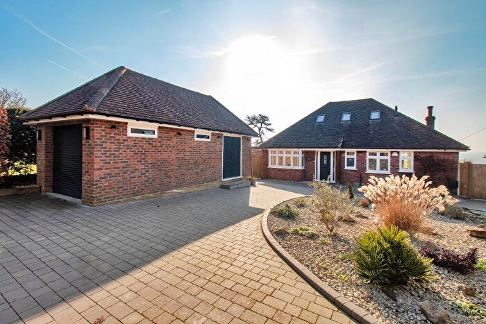 3 Bedroom Detached House For Sale In Chart Road, Sutton Valence, Kent, ME17