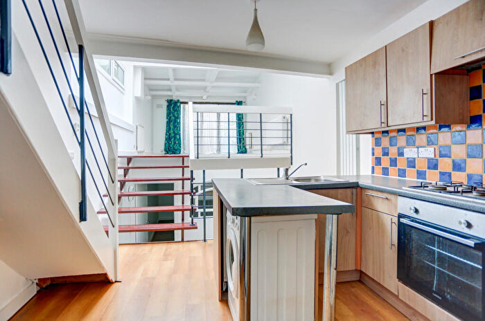 2 Bedroom Flat To Rent In Pool Passage, Brighton, BN1