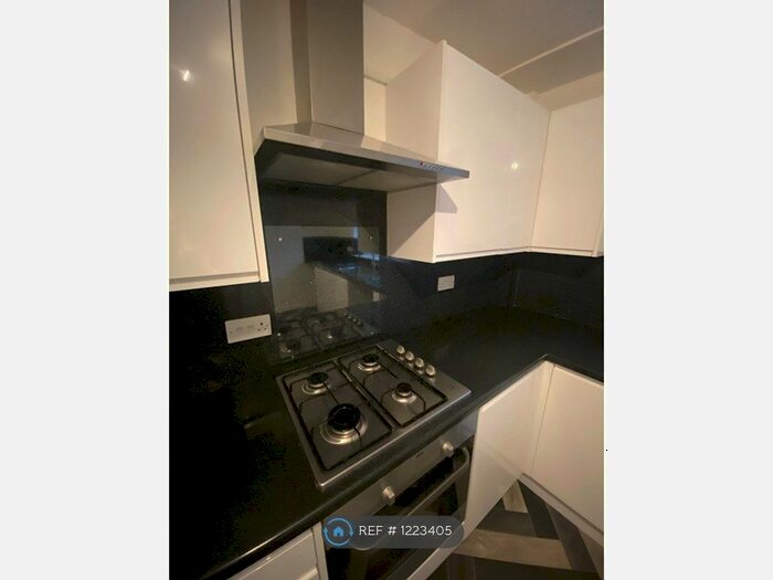 3 Bedroom Terraced House To Rent In Devon Grove, Ossett WF5