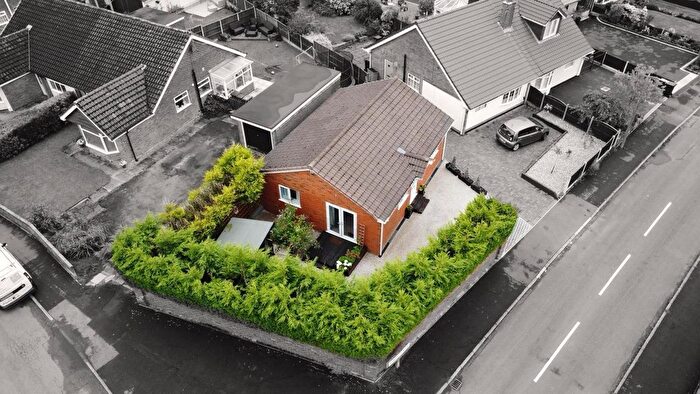 1 Bedroom Bungalow For Sale In Windmill View, Werrington, Ea., ST9