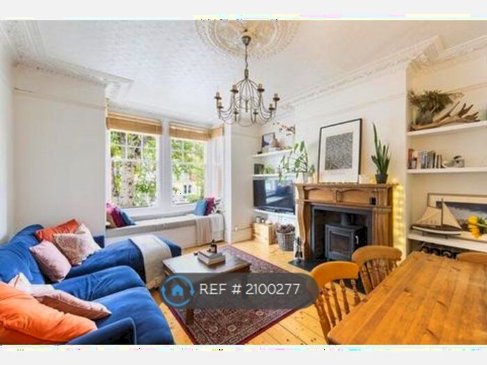 2 Bedroom Flat To Rent In Claremont Avenue Gff, Bristol, BS7