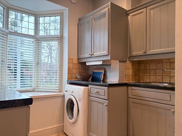 2 Bedroom Apartment To Rent In Rother Street, Stratford-Upon-Avon, Warwickshire, CV37