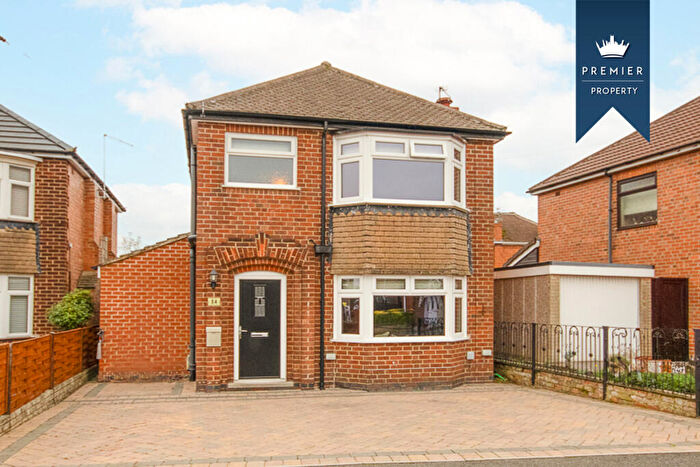 3 Bedroom Detached House For Sale In Woodlands Avenue, Shelton Lock, DE24