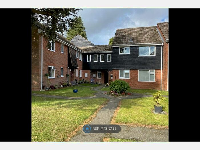1 Bedroom Flat To Rent In Coulson Court, Prestwood, Great Missenden, HP16