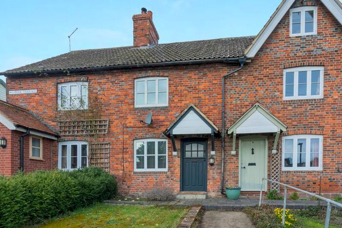 2 Bedroom Cottage For Sale In Park Terrace, East Challow, Wantage, OX12