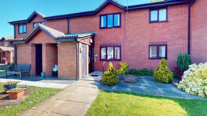 2 Bedroom Flat For Sale In Parklands, Rainford, St Helens, WA11
