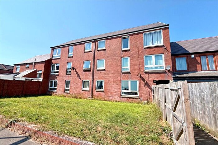 2 Bedroom Apartment For Sale In Dove Court, Cullercoats, NE30