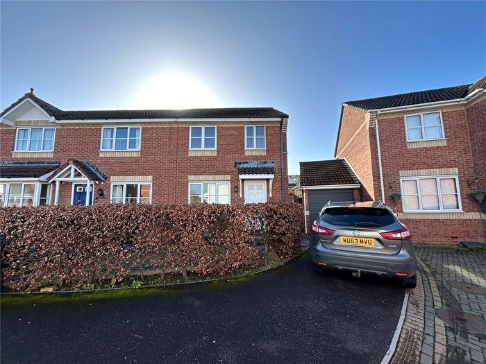 3 Bedroom End Of Terrace House To Rent In Sheridan Road, Burnham-On-Sea, Somerset, TA8