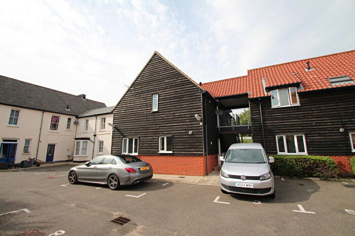 2 Bedroom Maisonette To Rent In Railway Street, CM7