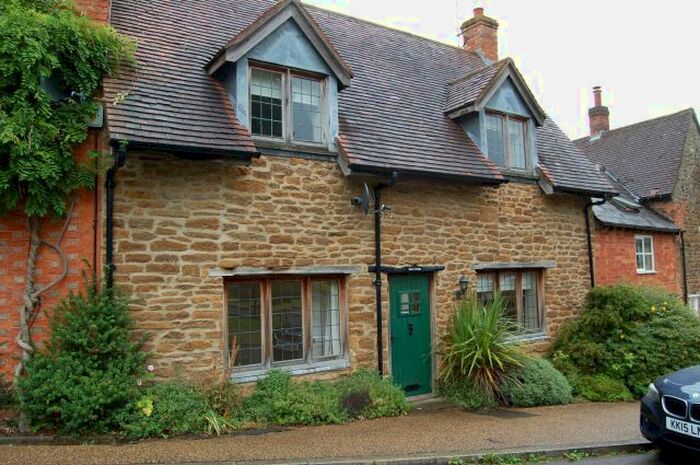 2 Bedroom Cottage To Rent In School Lane, Badby, Northampton, NN11