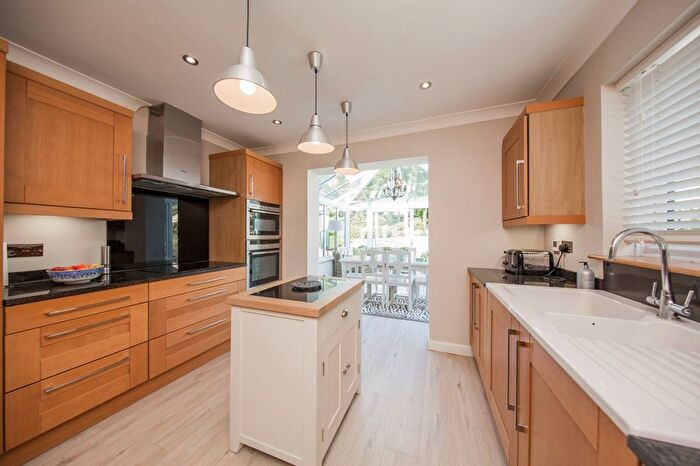 4 Bedroom Bungalow For Sale In Stone Street, Seal, Sevenoaks, Kent, TN15
