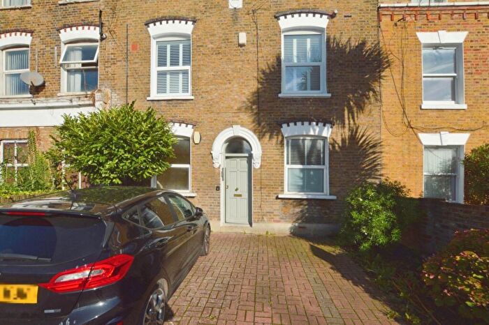 1 Bedroom Flat To Rent In Kent House Road London, SE26