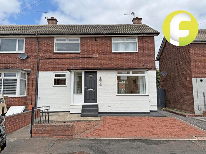 2 Bedroom End Of Terrace House For Sale In Bude Grove, North Shields, NE29