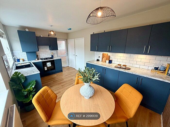 3 Bedroom Detached House To Rent In Poplar Avenue, Preston, PR4